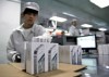 Foxconn lleva sus fábricas al interior de China para mejorar la producción
