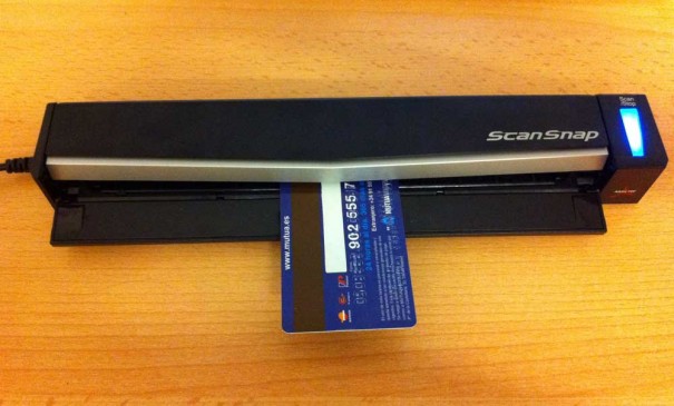 Escáner Fujitsu ScanSnap S1100