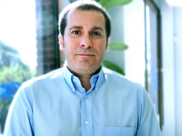 Carlos Ruiz parallels