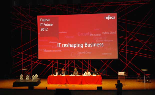 Éxito de Fujitsu IT Future 2012