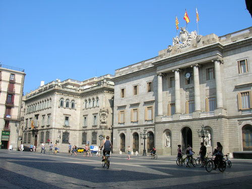 Ayuntamiento_Barcelona El ayuntamiento de Barcelona considera a Windows Server 2012 e Hyper-V como una solución real para llevar a cabo la virtualización de sus desktops y la actualización a Windows 8