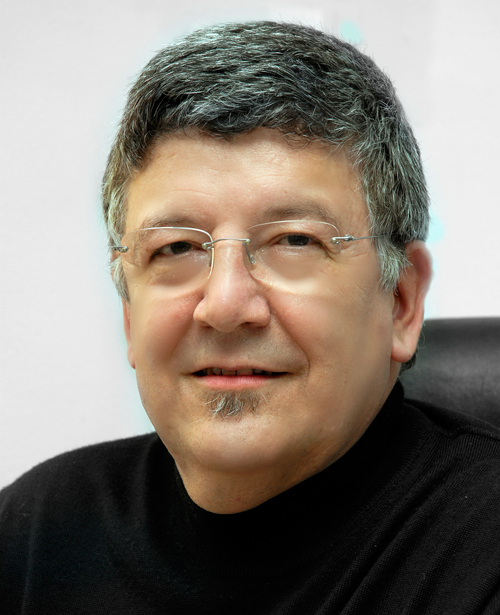 Julio Olivares