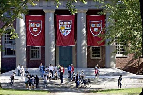 Universidad de Harvard. 