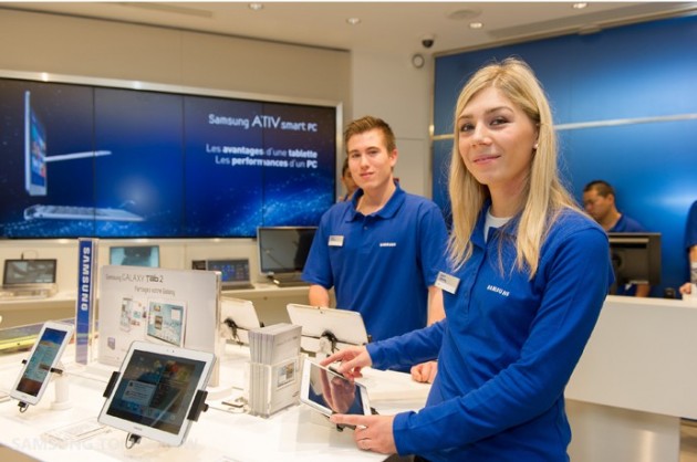 first-samsung-mobile-store