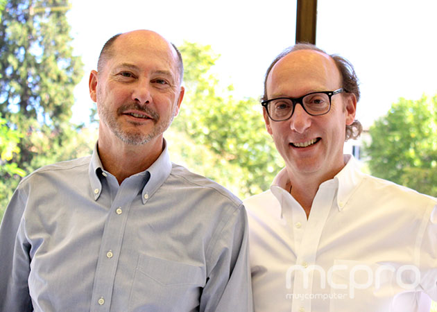 Andrés Vera (izquierda) y Miguel Yacobi (derecha), fundadores de ThinkSmart.