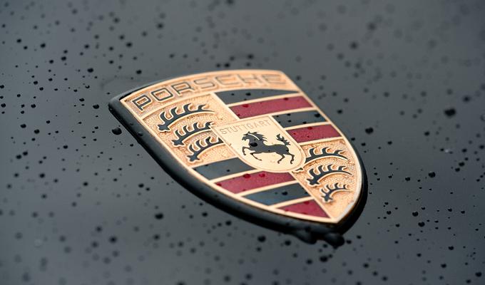 Porsche apuesta fuerte por los coches conectados