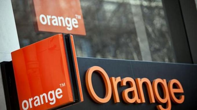 FACUA denuncia que Orange cobra por portabilidades a su propia compañía