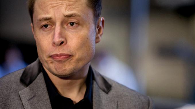 Elon Musk pierde una undécima parte de su fortuna en un día