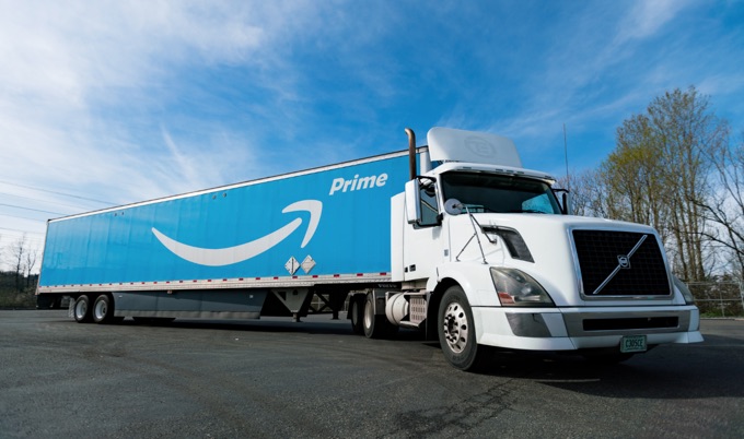 Amazon consigue los mayores beneficios de su historia en el último trimestre de 2017