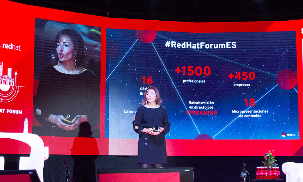 red-hat-forum-opening