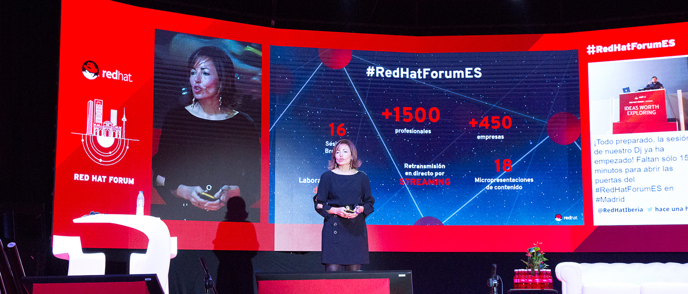 red-hat-forum-opening