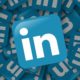 LinkedIn usó 18 millones de emails de no usuarios para comprar publicidad en Facebook