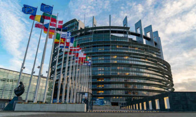 El Parlamento Europeo invita a los CEOs de Alphabet, Amazon, Apple y Facebook a una audiencia