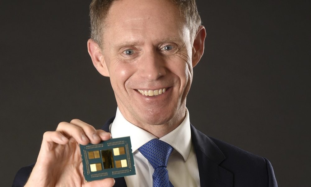 AMD Roger Benson