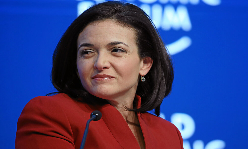 Sheryl Sandberg dimite como COO de Meta: la sustituirá el español Javier Oliván