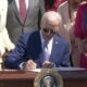 Joe Biden ratifica la aprobación de la Ley CHIPS para impulsar la fabricación de chips en EEUU