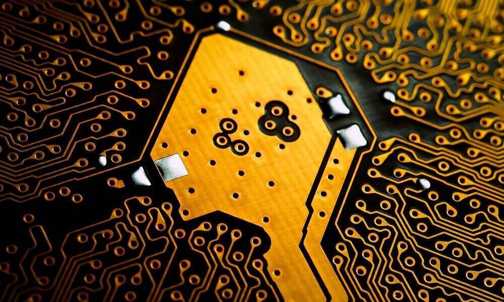 Fabricantes de chips siguen invirtiendo en ampliar capacidad mientras baja su demanda