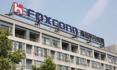 Protestas en la fábrica de Foxconn en Zhengzhou: trabajadores se enfrentan a la policía
