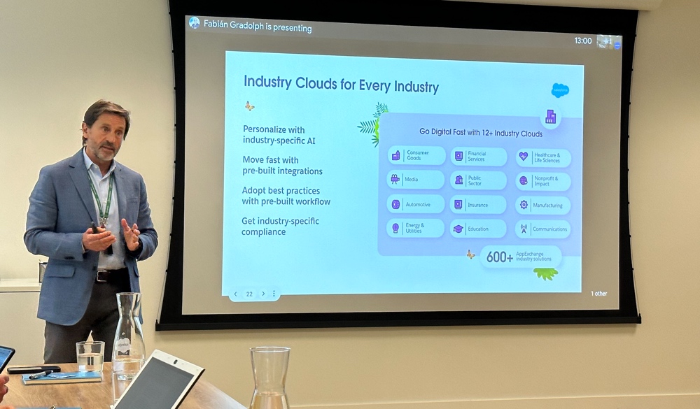 Pau Contreras de Salesforce