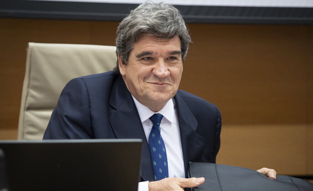 Escrivá propone 3 consensos para impulsar la IA y la capacidad tecnológica del país, y transformar las AAPP