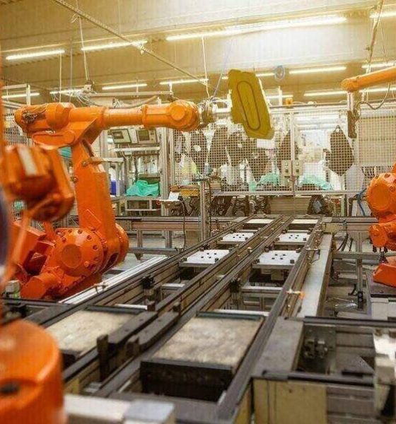 En 2023 se instalaron más de 5.000 robots industriales en España