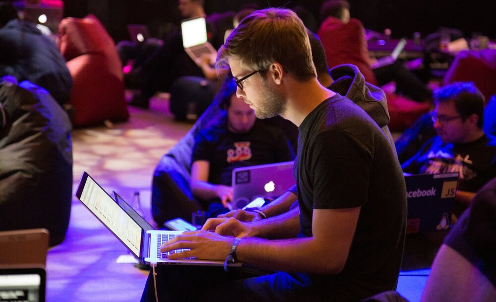 UDIT se convierte en nuevo socio de Secpho para avanzar en deep tech