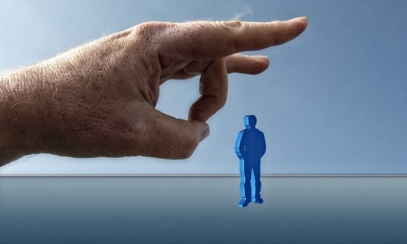 Crecen los EREs en España por la IA: al de Capgemini se suma el de Inetum