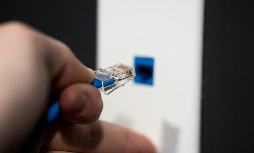 El Gobierno establecerá una velocidad mínima de conexión a Internet de 100 Mbps