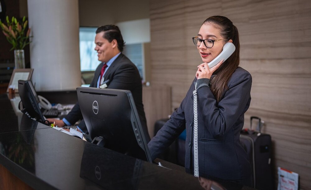 Esferize y EnGenius Networks se alían para facilitar a los hoteles la modernización de su infraestructura de conectividad