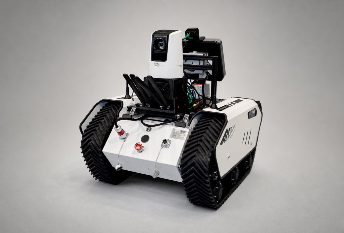 Sisteplant integra robots móviles, drones e IA en un único entorno operativo industrial con R-Bot