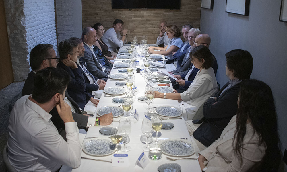 Evento MCPRO y myMeta. IA y orquestación de la experiencia digital del empleado