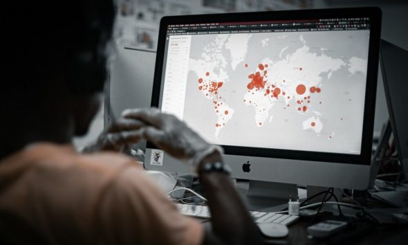 El comercio electrónico, en el punto de mira de los ataques de bots de IA y del fraude automatizado en 2026
