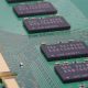 El mercado de módulos de memoria DRAM subió sus ingresos un 50% en 2025