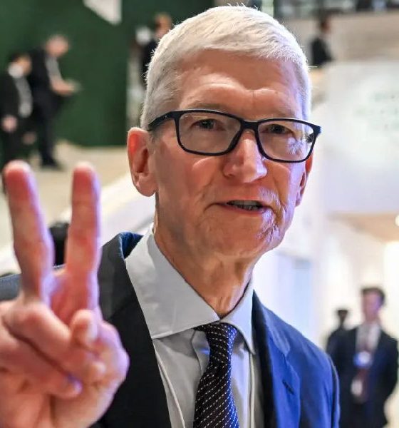 Tim Cook